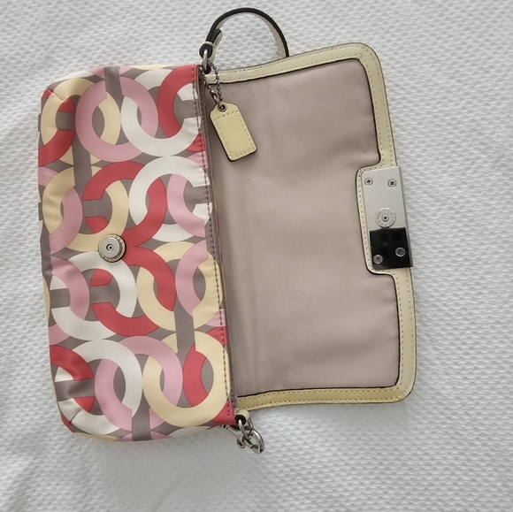 Coach Kristin Satin Scarfs Multicolored Large Wristlet Wallet - Picture 2 of 6